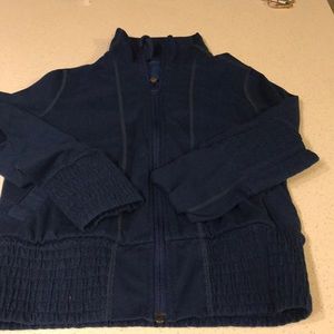 Lululemon full zip size 4